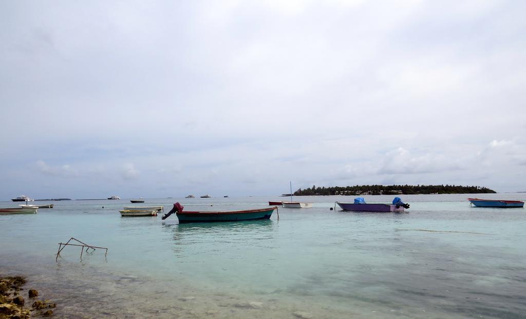 Coral Queen Inn Hulhumale Exterior foto