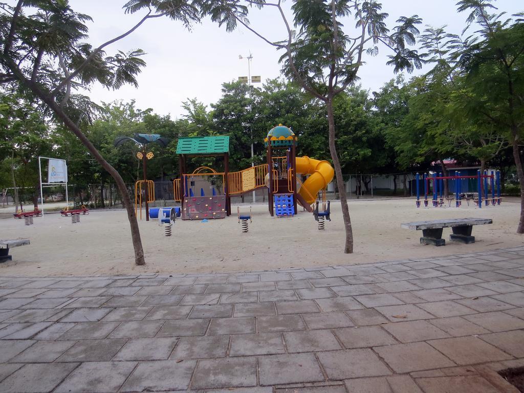 Coral Queen Inn Hulhumale Exterior foto