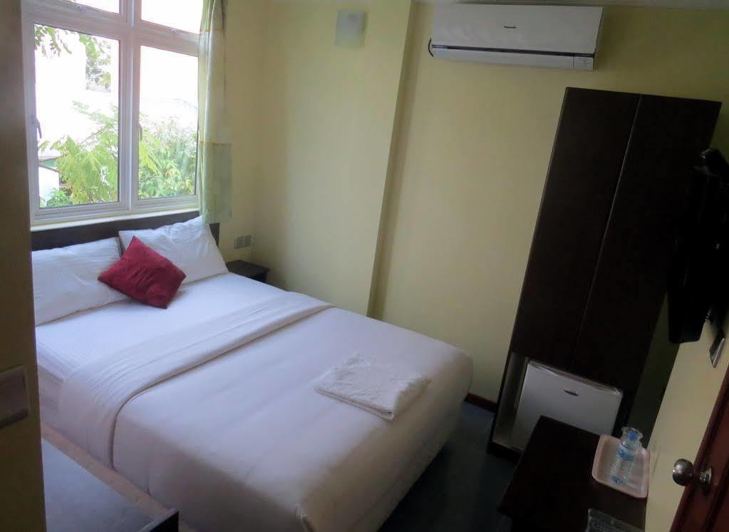 Coral Queen Inn Hulhumale Exterior foto